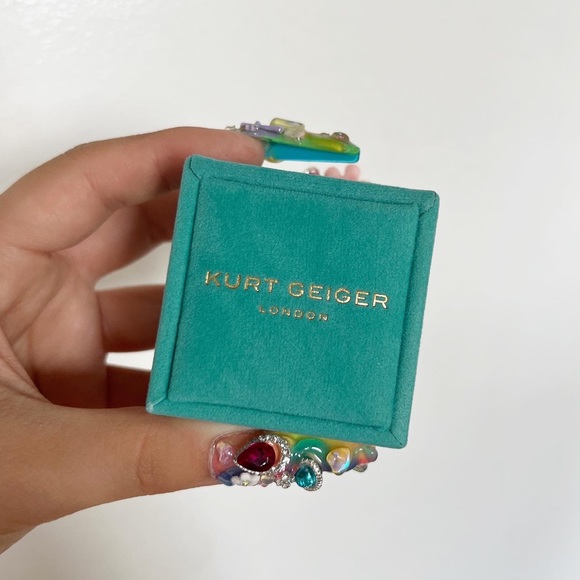 kurt geiger pink rectangle stone ring - Picture 5 of 5